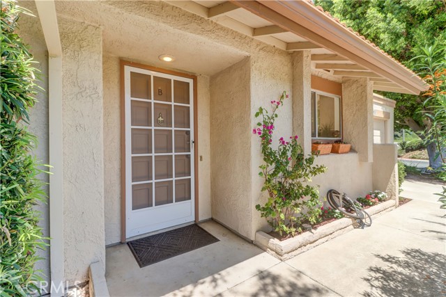 3463 Bahia Blanca W, Laguna Woods CA: https://media.crmls.org/medias/ce632b5e-01a3-49f8-8b07-0b7ffc750506.jpg
