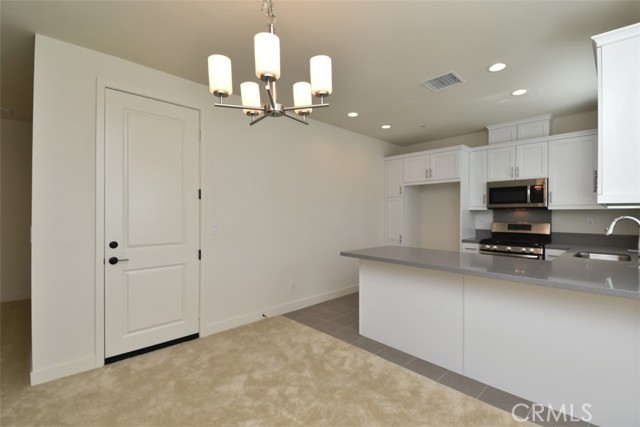 Detail Gallery Image 8 of 37 For 4315 Wild Ginger Cir, Yorba Linda,  CA 92886 - 3 Beds | 2/1 Baths