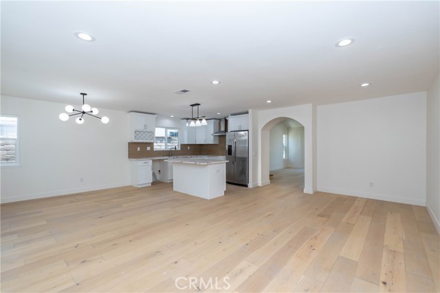 Detail Gallery Image 4 of 24 For 1187 E Deerfield St, Ontario,  CA 91761 - 4 Beds | 2 Baths