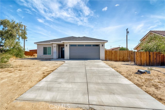 Detail Gallery Image 2 of 44 For 10549 Camille Ct, California City,  CA 93505 - 3 Beds | 2 Baths