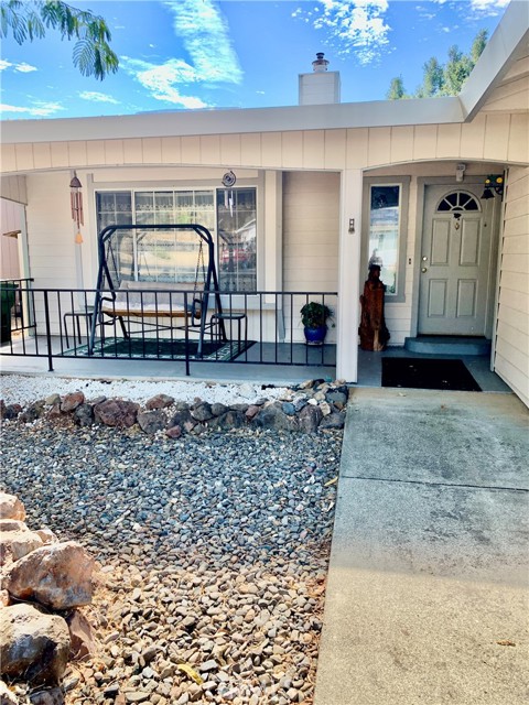 18427 Deer Hill, Hidden Valley Lake CA: https://media.crmls.org/medias/ce64c834-6bfb-4b3e-bc0b-963efc467aae.jpg