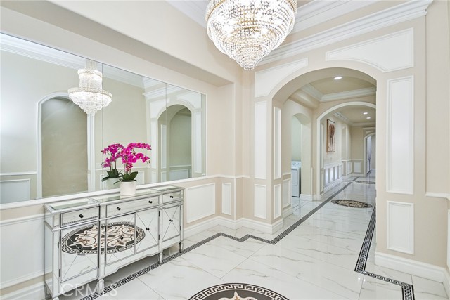 15446 Skyridge Drive, Riverside CA: https://media.crmls.org/medias/ce64dba5-4d59-4b6b-b231-cce139ab50e8.jpg