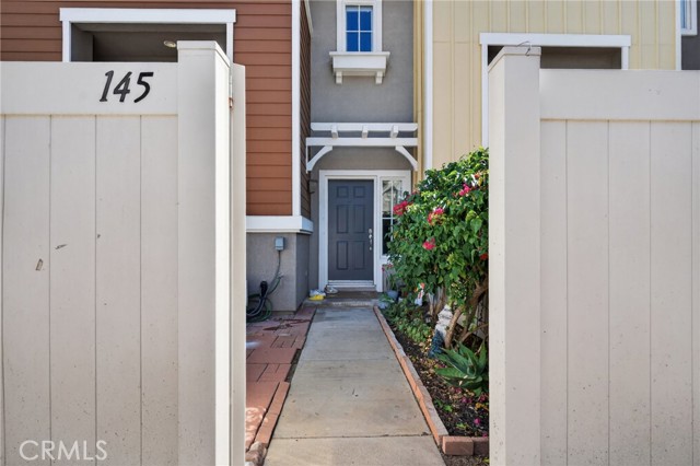 Detail Gallery Image 3 of 64 For 3538 Torrance Bld #145,  Torrance,  CA 90503 - 3 Beds | 2/1 Baths