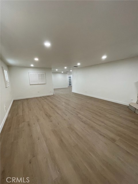 Detail Gallery Image 5 of 14 For 10076 7th Ave, Hesperia,  CA 92345 - 4 Beds | 2 Baths