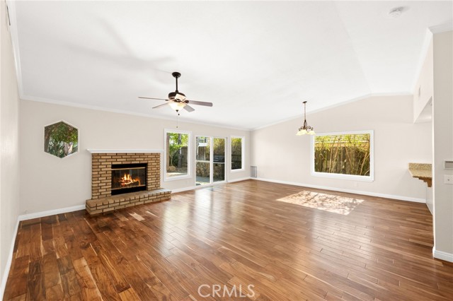Detail Gallery Image 11 of 62 For 23231 Canyon Lake Dr, Canyon Lake,  CA 92587 - 3 Beds | 2 Baths