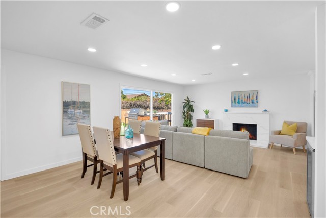8381 E Blithedale Street, Long Beach CA: https://media.crmls.org/medias/ce669f9d-9642-4702-82fa-240f94a0b5b8.jpg