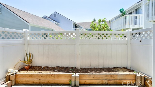 37 Terrace Circle, Laguna Niguel CA: https://media.crmls.org/medias/ce66c536-843d-466f-924c-9a9731200e5a.jpg