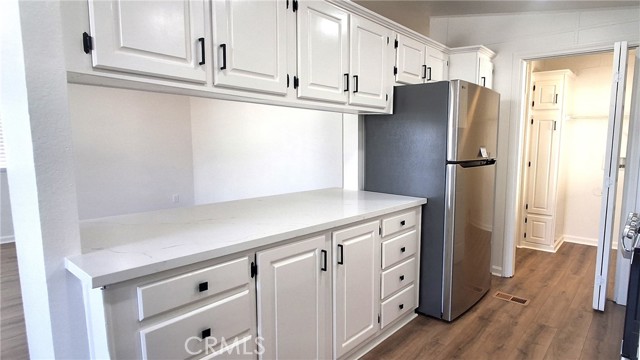 Detail Gallery Image 6 of 18 For 21851 Newland St #270,  Huntington Beach,  CA 92646 - 3 Beds | 2 Baths