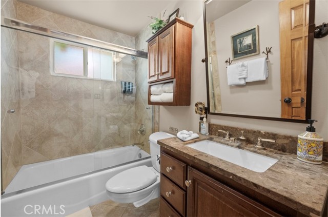 653 Temple Lane, Big Bear Lake CA: https://media.crmls.org/medias/ce674059-7aa2-4bf1-94ee-91ebcdd4c2e3.jpg