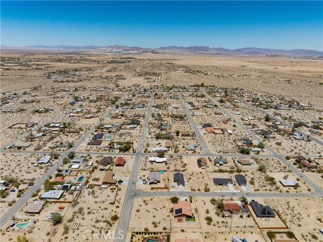 Detail Gallery Image 14 of 18 For 74811 Aladdin Dr, Twentynine Palms,  CA 92277 - – Beds | – Baths