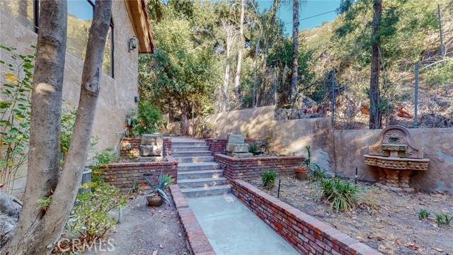 Detail Gallery Image 54 of 71 For 1248 Rocky Rd, Simi Valley,  CA 93063 - 5 Beds | 3 Baths