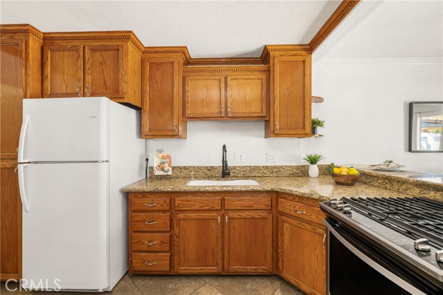 4514 Jamestown, Yorba Linda CA: https://media.crmls.org/medias/ce679ed5-548b-469f-a8e6-94ae1448b4d5.jpg