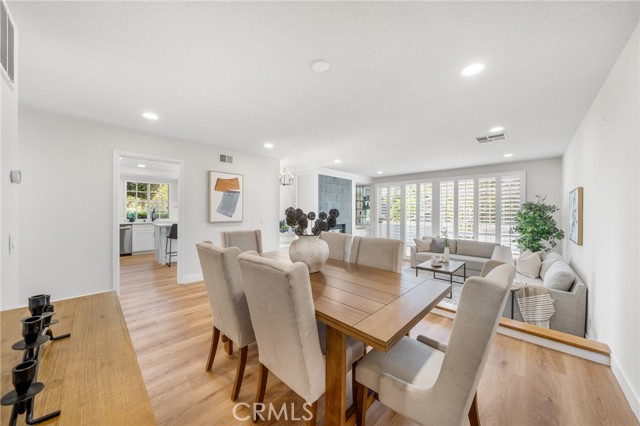540 Pittsfield Court, Long Beach CA: https://media.crmls.org/medias/ce67aed7-4014-4cd6-b936-7d2e9baeba3d.jpg
