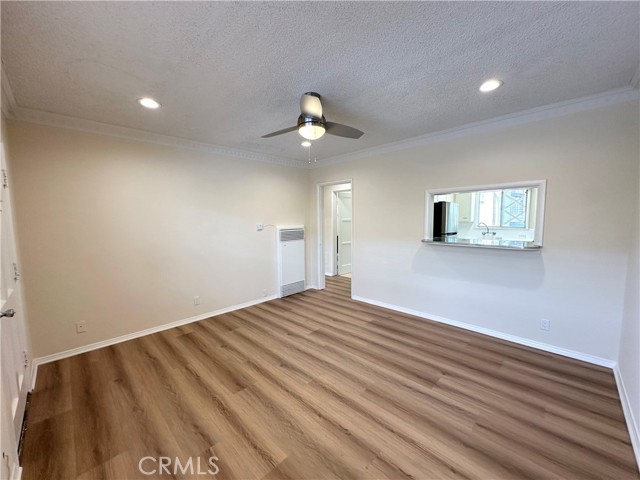 1436 S Holt Avenue, Los Angeles CA: https://media.crmls.org/medias/ce67b0c6-0f7d-47ac-b6da-654e0a64c23d.jpg