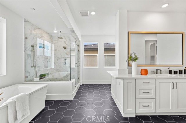 Detail Gallery Image 35 of 40 For 209 Junco, Irvine,  CA 92618 - 5 Beds | 4/1 Baths