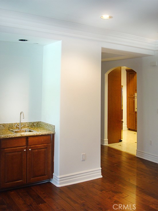 Detail Gallery Image 11 of 19 For 10640 Woodbridge St Ph2,  Toluca Lake,  CA 91602 - 3 Beds | 2/1 Baths