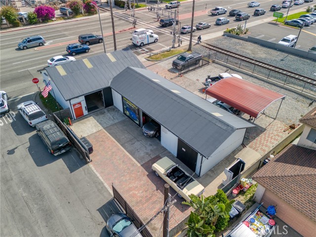 7511 Warner Avenue, Huntington Beach, California 92647, ,Commercial Sale,For Sale,7511 Warner Avenue,CROC23180499