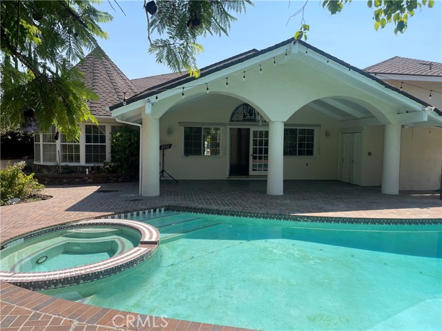 26421 Broken Bit Lane, Laguna Hills CA: https://media.crmls.org/medias/ce698246-0971-48e3-aac4-f6daab2c5b0d.jpg
