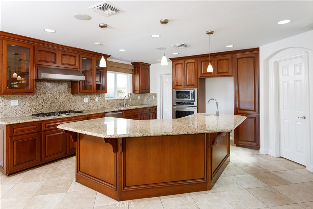 Ce69adb2 C575 45d7 8e72 51bc46756b51