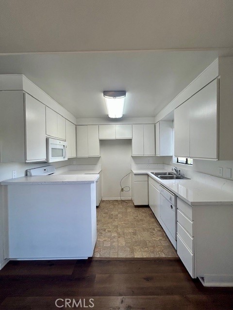 Detail Gallery Image 10 of 32 For 5821 Sylmar Ave #4,  Van Nuys,  CA 91401 - 2 Beds | 2 Baths