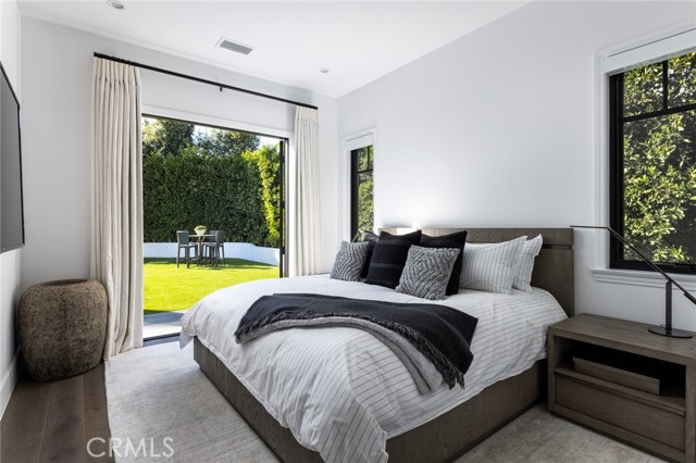 Ce6aecc7 135f 47b5 8b30 C930b256918b