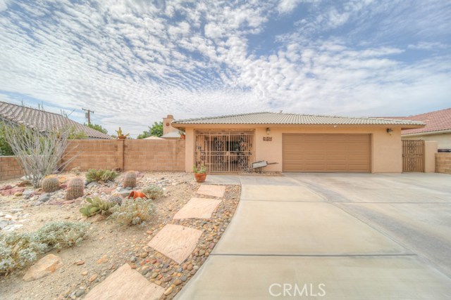 Image Number 1 for 68375   Estio RD in CATHEDRAL CITY