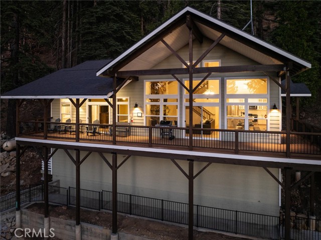 Detail Gallery Image 2 of 49 For 7438 Henness Ridge Rd, Yosemite,  CA 95389 - 3 Beds | 2 Baths
