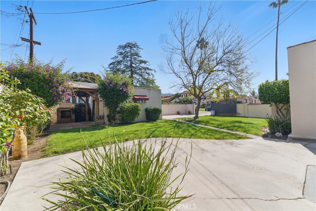 1521 N Columbus Avenue Glendale img 41