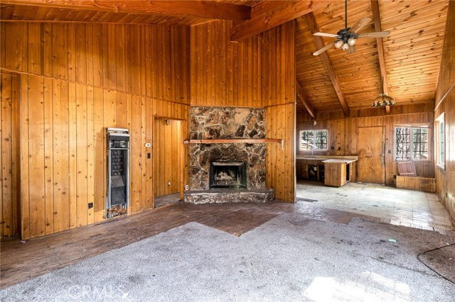 Detail Gallery Image 2 of 19 For 427 Holmes, Sugarloaf,  CA 92386 - 2 Beds | 2 Baths