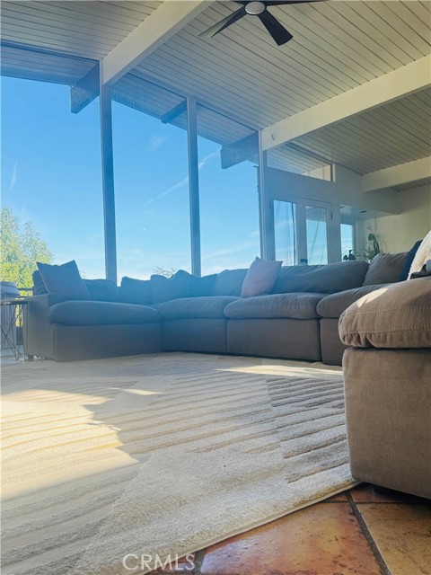 Detail Gallery Image 4 of 47 For 11551 Decente, Studio City,  CA 91604 - 2 Beds | 2 Baths