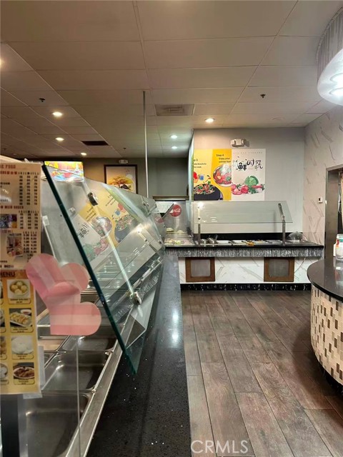 MLS #WS25250178 image #5