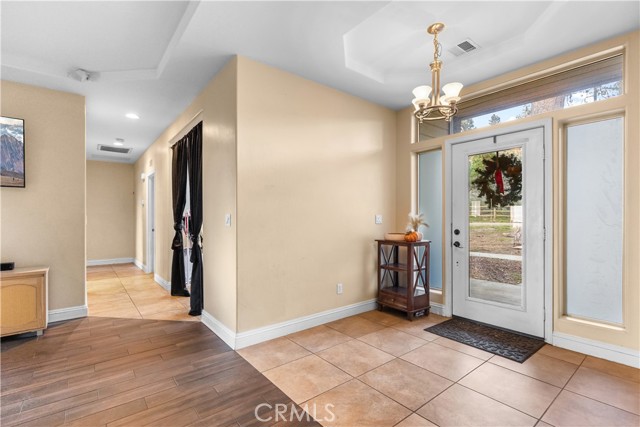 Detail Gallery Image 7 of 47 For 26820 Stirrup, Tehachapi,  CA 93561 - 3 Beds | 2 Baths