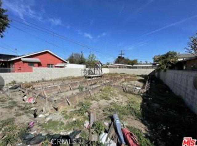 661 W 65th Street, Los Angeles, California 90044, ,Land,For Sale,661 W 65th Street,CRDW23124662