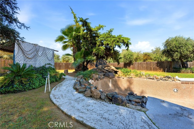 Detail Gallery Image 58 of 68 For 24053 Road 212, Lindsay,  CA 93247 - 3 Beds | 2 Baths