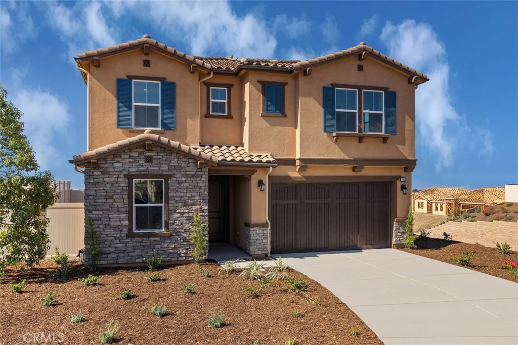 951 Visalia Place