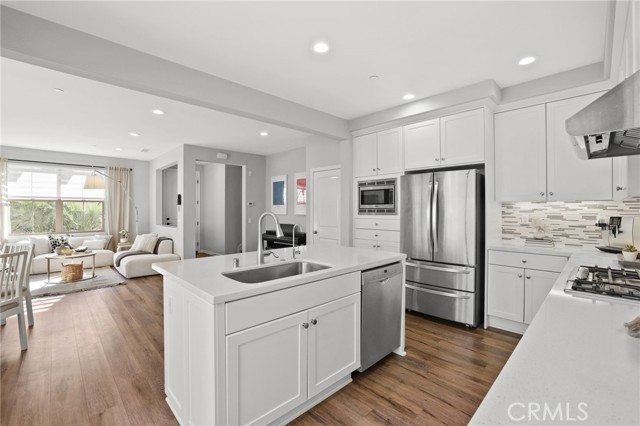 Detail Gallery Image 19 of 66 For 116 Nature Walk, Irvine,  CA 92618 - 3 Beds | 3/1 Baths