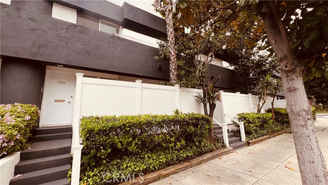 17836 Magnolia Boulevard, Encino (los Angeles), CA 91316 Listing Photo  1