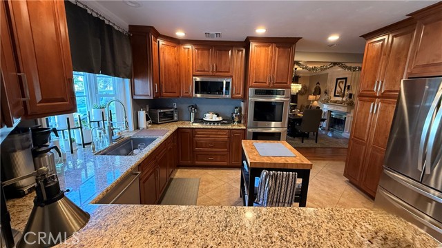 917 W Alberta Street, Anaheim CA: https://media.crmls.org/medias/ce74ea76-652e-46ae-a321-7ec49f23d5fe.jpg