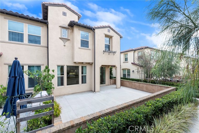 Detail Gallery Image 4 of 41 For 18 Prominence, Lake Forest,  CA 92630 - 3 Beds | 2/1 Baths