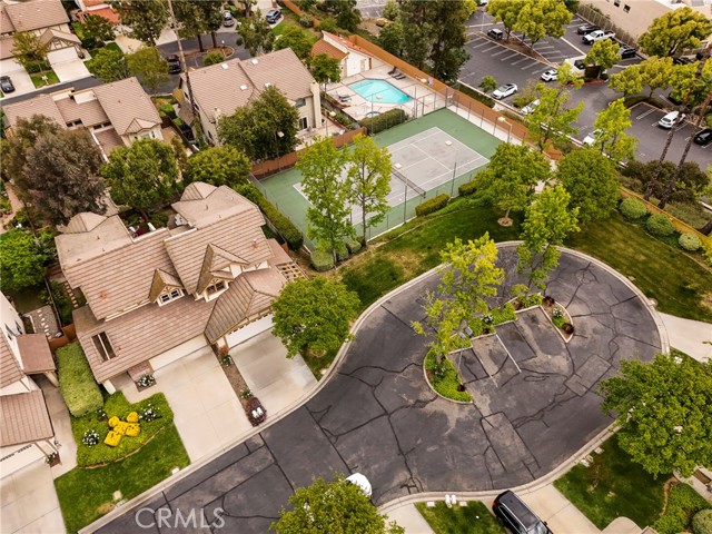 30452 Passageway Place, Agoura Hills CA: https://media.crmls.org/medias/ce7597e7-a31a-487f-9aea-424f588f1395.jpg