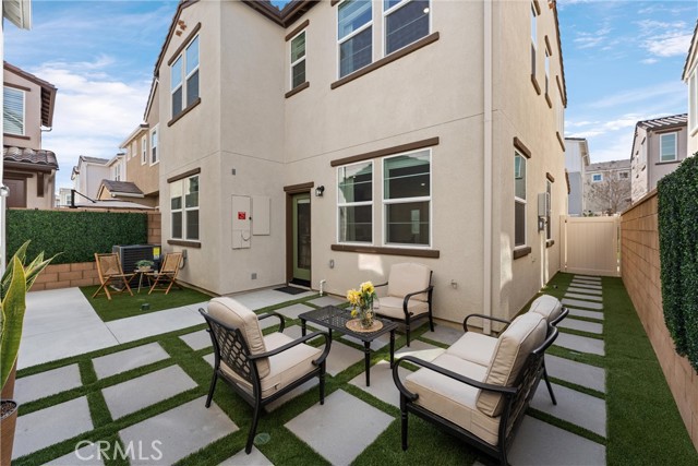 Detail Gallery Image 5 of 49 For 4010 Summer Way, Corona,  CA 92883 - 4 Beds | 3 Baths