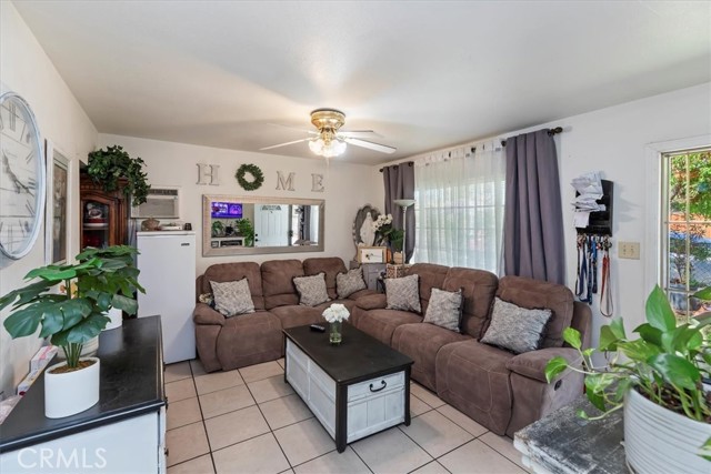 Detail Gallery Image 14 of 35 For 301 E 6th St, Perris,  CA 92570 - – Beds | – Baths