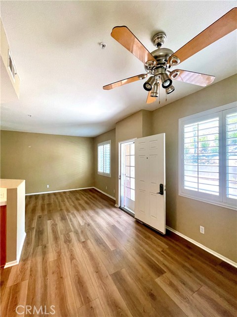Detail Gallery Image 11 of 27 For 16 Mission Ct, Lake Forest,  CA 92610 - 2 Beds | 2/1 Baths