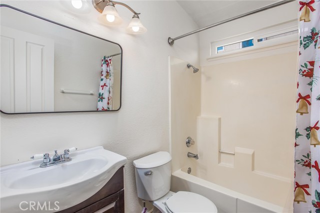 Detail Gallery Image 23 of 28 For 1812 Overland St, Colton,  CA 92324 - 3 Beds | 2 Baths