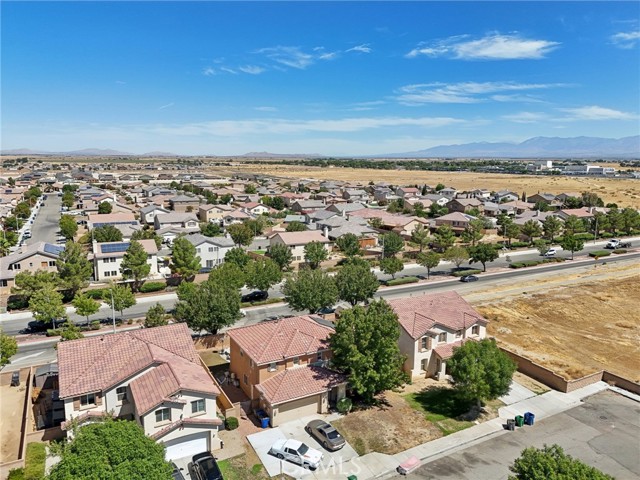 Detail Gallery Image 33 of 43 For 44310 Acacia St, Lancaster,  CA 93535 - 4 Beds | 3 Baths