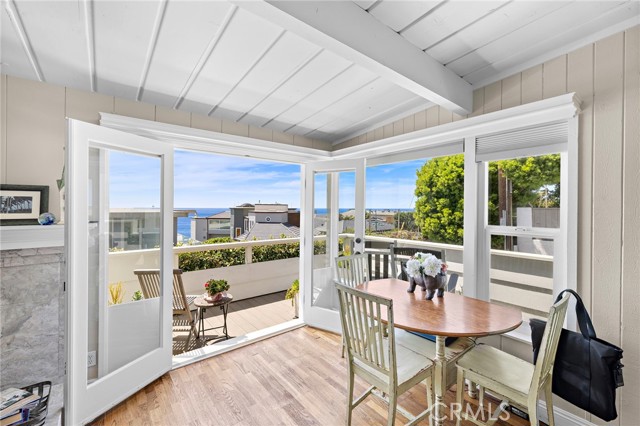 Detail Gallery Image 10 of 36 For 31674 Seacove Dr, Laguna Beach,  CA 92651 - 3 Beds | 2 Baths