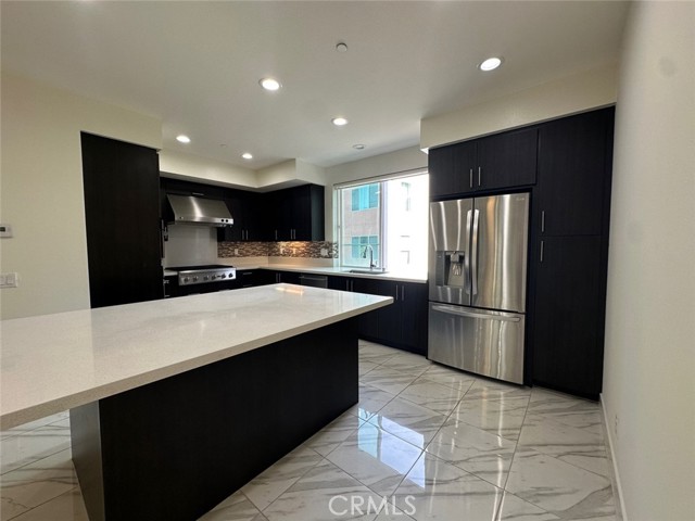 Detail Gallery Image 6 of 19 For 248 Rockefeller, Irvine,  CA 92612 - 3 Beds | 3/1 Baths