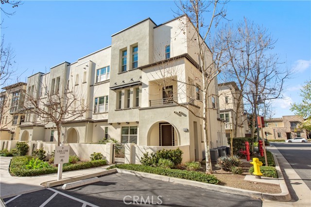 Detail Gallery Image 4 of 32 For 150 Fixie, Irvine,  CA 92618 - 3 Beds | 3/1 Baths