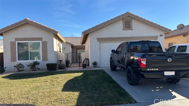 Detail Gallery Image 1 of 1 For 13399 Dover Ln, Victorville,  CA 92392 - 3 Beds | 2 Baths