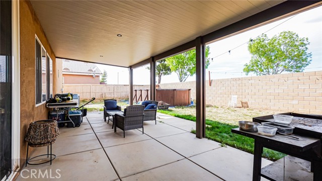 Detail Gallery Image 41 of 41 For 11938 Tiffany, Victorville,  CA 92392 - 4 Beds | 3 Baths